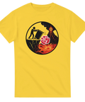 Illustration av politisk ros som kastas i vulkan – gul grafisk t-shirt