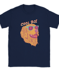 T-shirt med tecknad hund i solglasögon och texten “Cool Boi” i retrostil