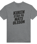Gråmelerad t-shirt med en uppkäftig och typografisk illustration