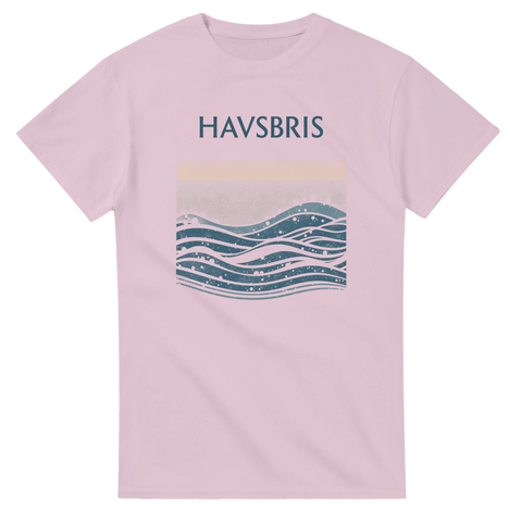 Retroinspirerat tryck med havstema på en ljusrosa t-shirt
