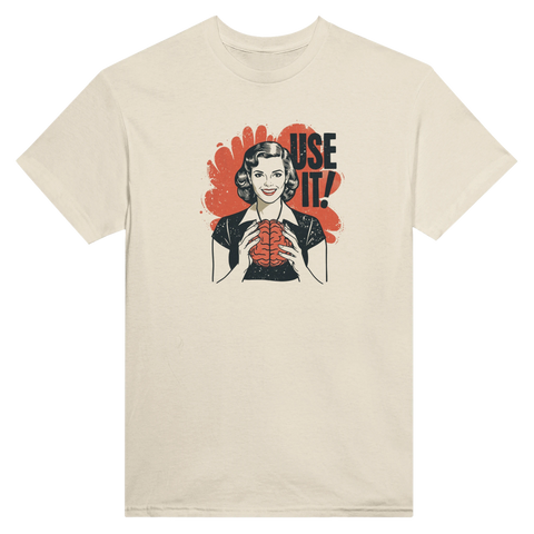 Vintage-inspirerat motiv med texten Use It och hjärna – beige t-shirt