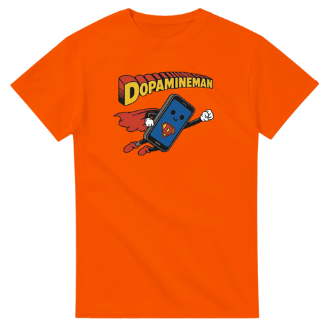 Orange t-shirt med Dopamineman motiv – satirisk illustration av en mobil