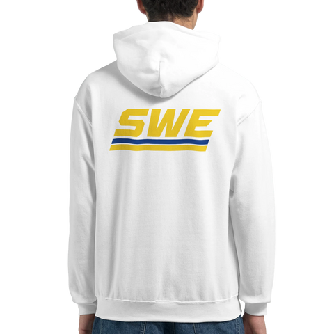Minimalistisk sportdesign med gult SWE-tryck på en vit hoodie