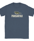 Marinblå t-shirt med absurd illustration och textbaserad design i krämvitt