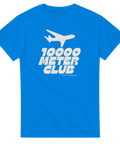 Flygplan och text "10000 Meter Club" på blå t-shirt.