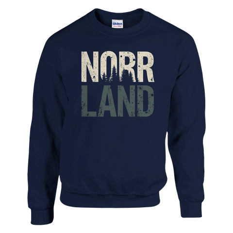Norrland-tryck med skogssiluett på marinblå sweatshirt, distressed retrostil.