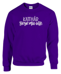 Lila sweatshirt med texten ”Katthår – bryr mig inte”.