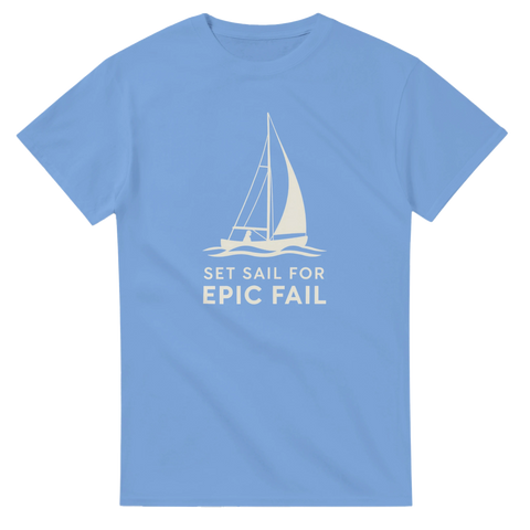 Ljusblå t-shirt med grafiskt tryck av en segelbåt och humoristiskt citat