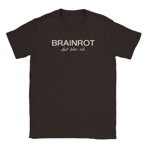Brun t-shirt med ett kaxigt men uppgivet budskap om mental overload