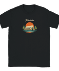 Grafiskt motiv av Feskekörka med nostalgisk känsla på svart t-shirt