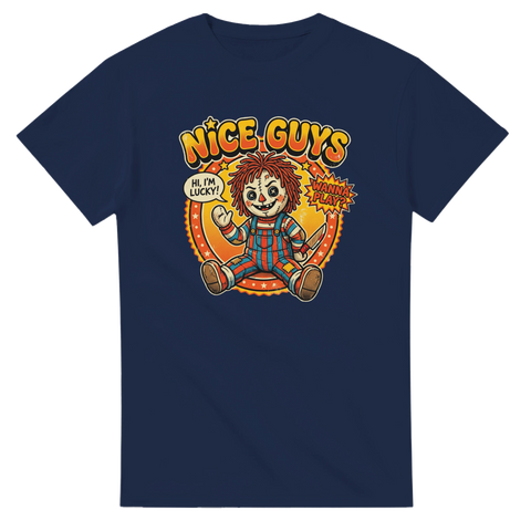 Mörkt humoristiskt motiv med texten Nice Guys och Wanna Play på marinblå t-shirt
