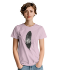 Dansande figur, text "Dancing on my own", t-shirt