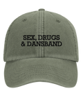 Dad cap i olivgrön tvättad bomull med broderad text