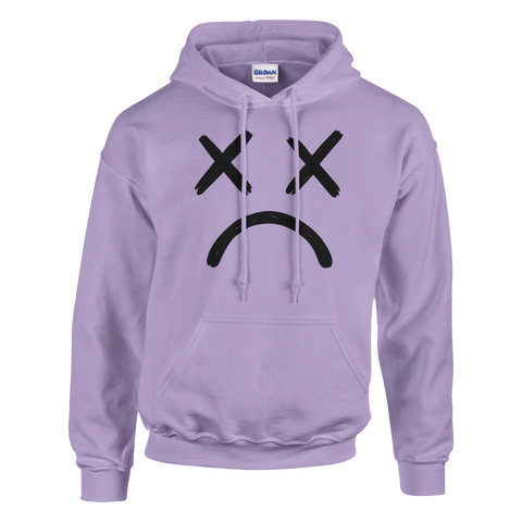 Ljuslila hoodie med svart ansikte – två kryss som ögon och ledsen mun