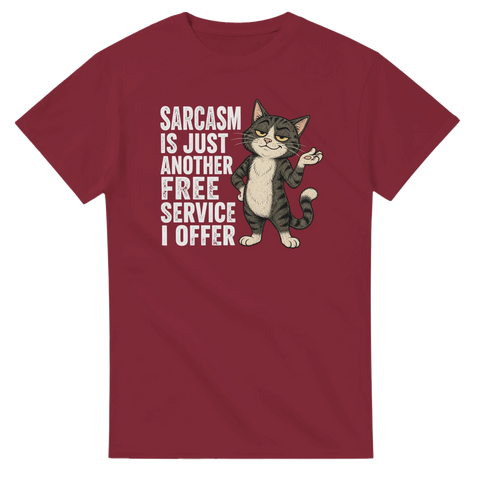 Rolig t-shirt med kaxig katt och citat på vinröd bakgrund