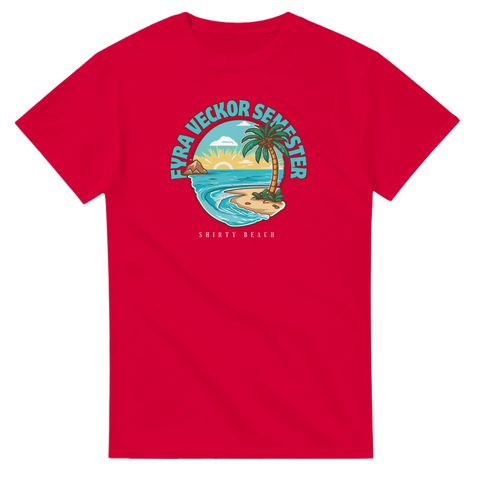Semestermotiv med palm, strand, hav, solnedgång och texten "Fyra veckor semester" på röd t-shirt.