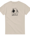Absurd humoristisk design med kaninmotiv och citat – sandfärgad t-shirt