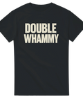 T-shirt med stor text: "DOUBLE WHAMMY" i retrostil