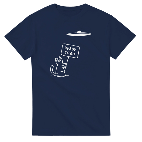 Minimalistiskt kattmotiv med texten Ready to go – humoristisk t-shirt