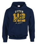 Orten 112 ACAB Din mamma-tryck i gult och vitt på marinblå hoodie med luva och ficka.