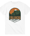 Retro badge-design med klippformation och solnedgång – grafisk t-shirt