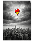 Svartvit fotokonst av New Yorks skyskrapor med en kontrasterande färgglad ballong som stiger upp mot atmosfären.