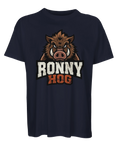 Tecknad vildsvin med texten "RONNY HOG" på en mörkblå oversized ekologisk t-shirt.