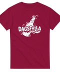 Lekfullt tryck med en flaska och texten Dagsfylla – vinröd t-shirt