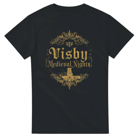 Vintage-inspirerat Visby Medieval Nights motiv i guld på en svart t-shirt