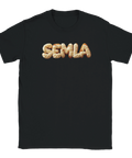Semla-text i 3D-stil med grädde och mandelmassa på svart t-shirt.