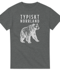 Grå t-shirt med vitt tryck av en björn och texten "Typiskt Norrland".