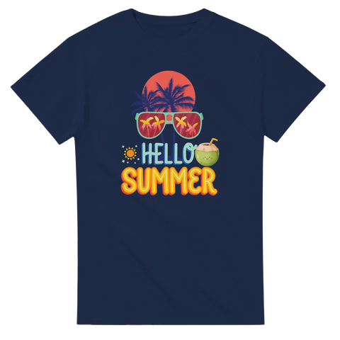 Hello Summer" t-shirt med solnedgång, palmer, solglasögon och kokosnöt, marinblå.