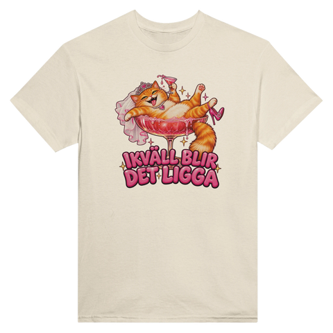 T-shirt med en katt i ett cocktailglas och texten Ikväll blir det ligga