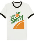 Texten Enjoy Shirty med ett bär. Retro Ringer t-shirt