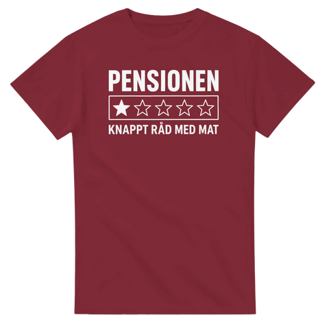 Rolig t-shirt med recension av pensionen på mörkröd bomullströja