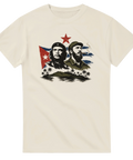 Kubansk flagga med Che Guevara och Fidel Castro på off-white t-shirt