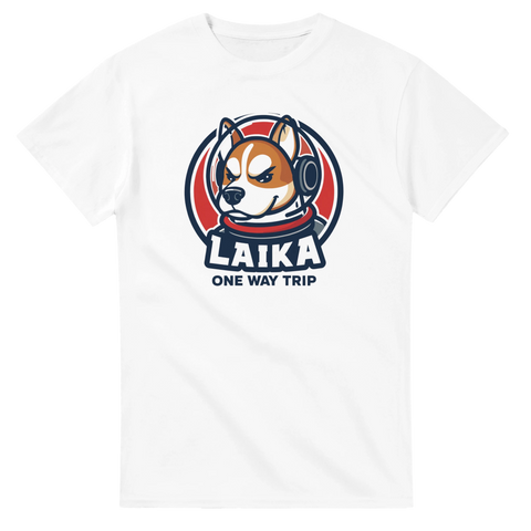 Grafisk illustration av rymdhunden Laika i hjälm – t-shirt med rymdmotiv