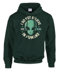 Vintageinspirerat alien-tryck med stjärnor och kaxig text på mörkgrön hoodie
