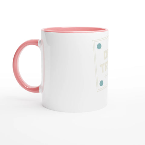 Skapa en egen mugg med rosa detaljer för kaffe och te – grafiskt tryck