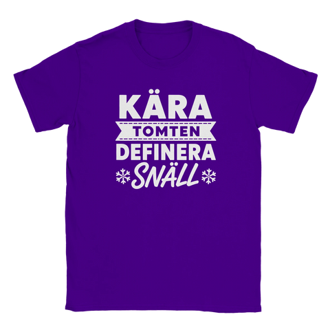 Lila t-shirt med texten Kära Tomten Definiera Snäll och juldetaljer