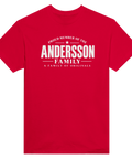 Röd t-shirt med texten Andersson – A Family of Originals