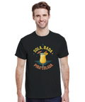 Sola, bada, Piña Colada" text och cocktailglas med paraply på svart t-shirt.