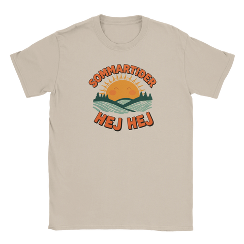 Vintagedesign med texten Sommartider Hej Hej på en sandfärgad t-shirt