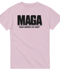 T-shirt USA kritik med MAGA og Make America Go Away – politisk statement