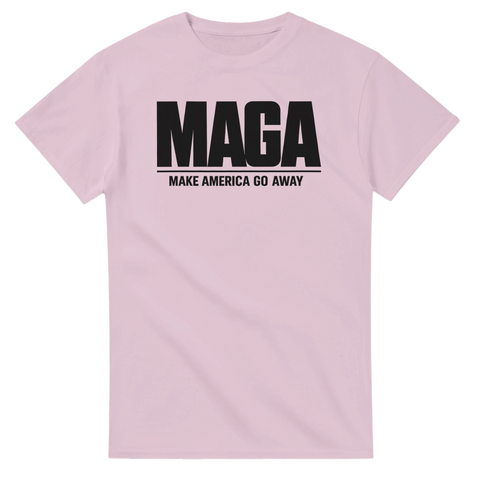 T-shirt USA kritik med MAGA og Make America Go Away – politisk statement
