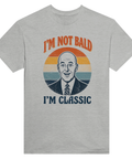 Vintage motiv med texten I'm not bald I'm classic – grafisk t-shirt