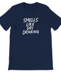 Marinblå t-shirt med grafisk text i vit handskriven stil