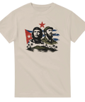 Grafisk illustration av Che Guevara och Fidel Castro på beige t-shirt
