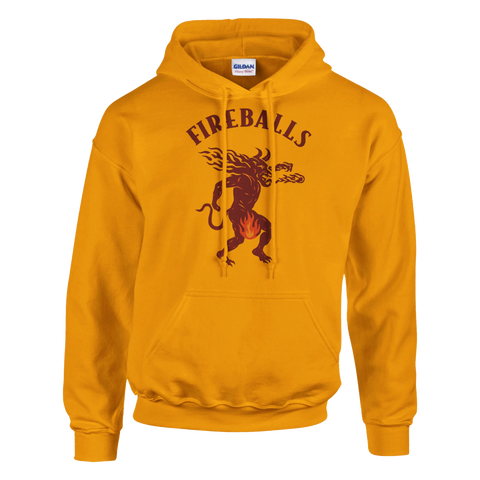 Parodi på Fireball där demonen brinner i skrevet och texten Fireballs, på gul hoodie