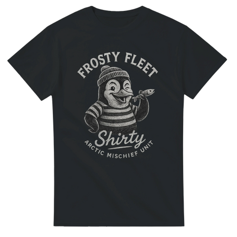 En pingvin i randig tröja och mössa som håller i en fisk, med texten "Frosty Fleet – Shirty – Arctic Mischief Unit".